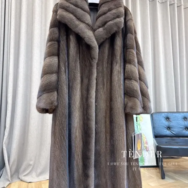 新款进口天鹅绒貂貂大翻领系带轻奢女外套衣长110胸围120