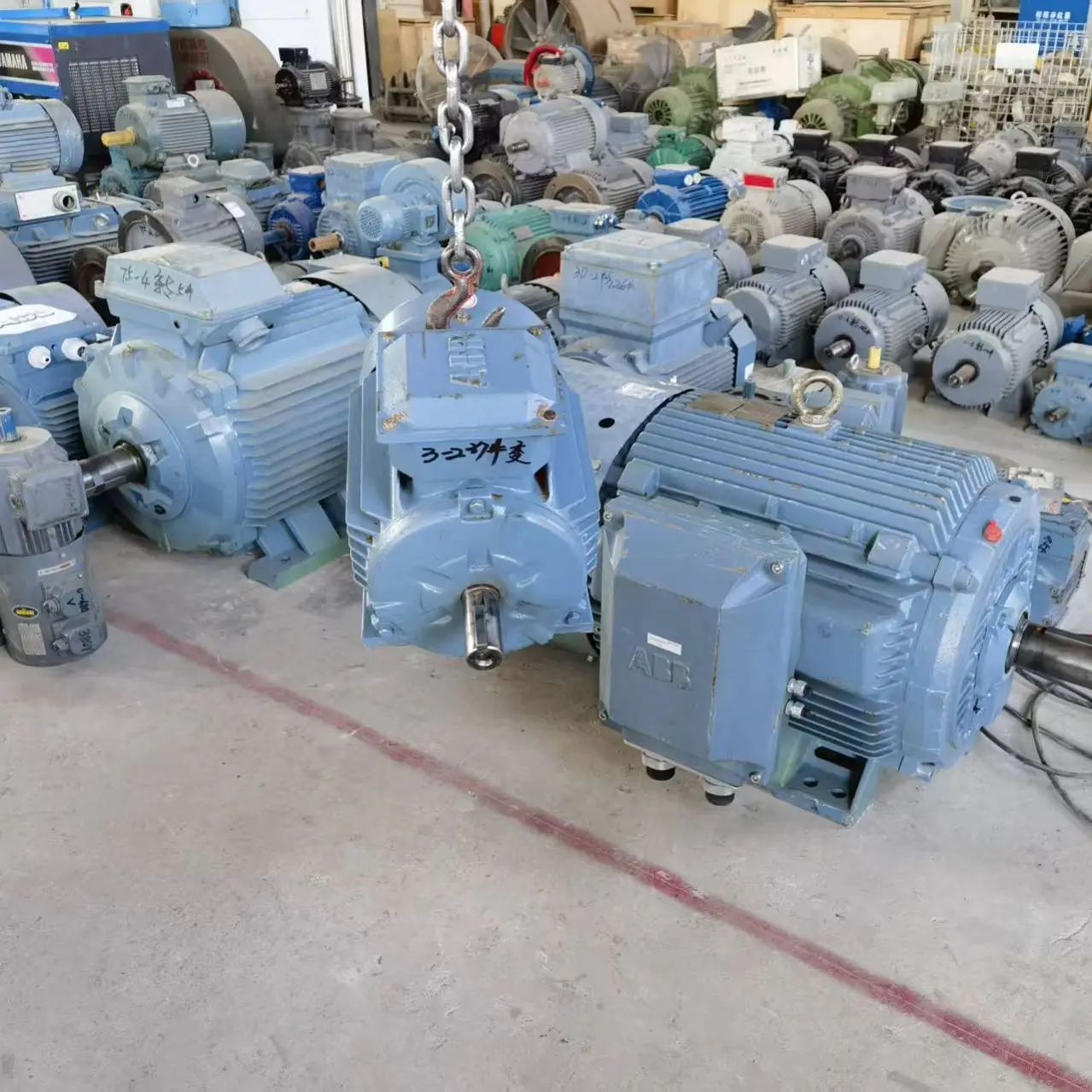 ABB牌3千瓦2极变频电机，耐高温铜线原装产品