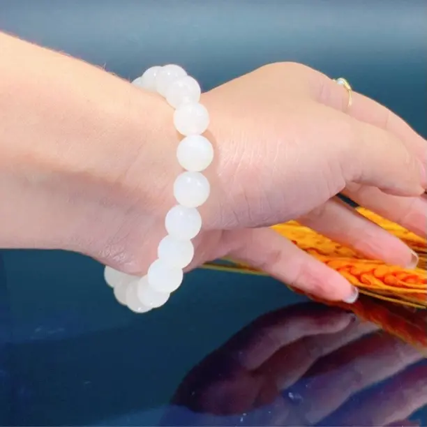 新疆白玉圆珠手串卡10mm 气质百搭时尚 精美女士款一条 福利款