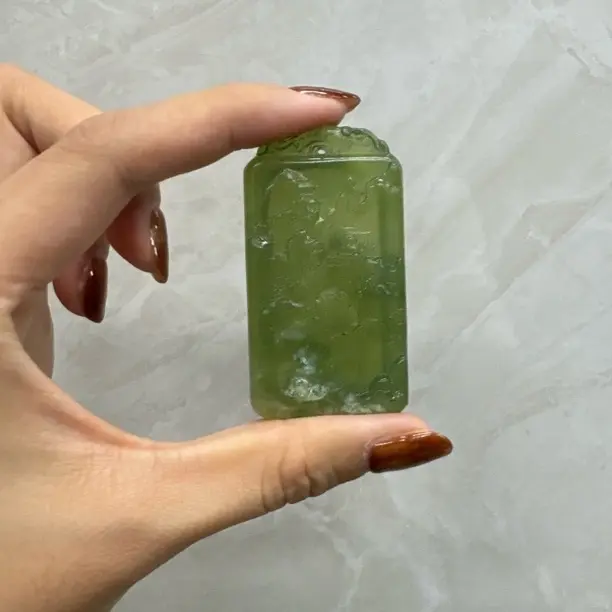 纯天然岫玉山水牌随机发一