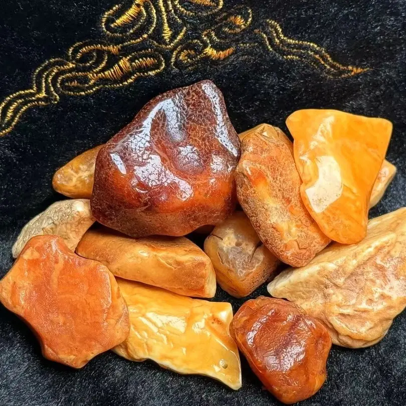 各种天然琥珀散珠DIY散珠配件多样性直播间选货