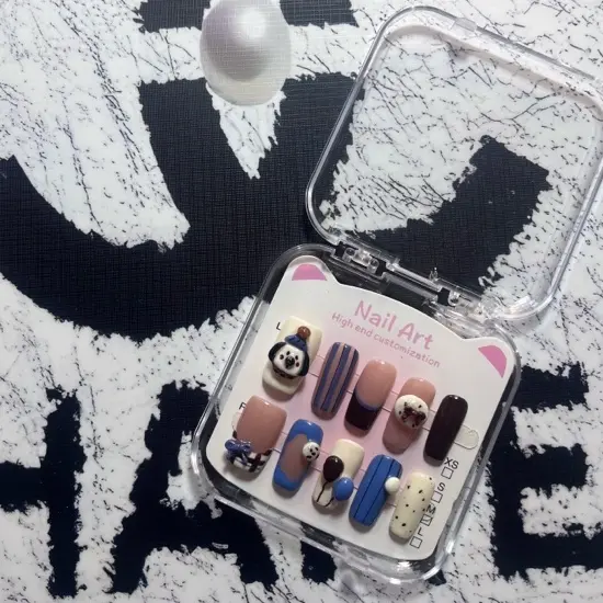 ［气球小狗］卡通纯手工穿戴甲冰透设计可爱显白穿戴式假指甲贴片