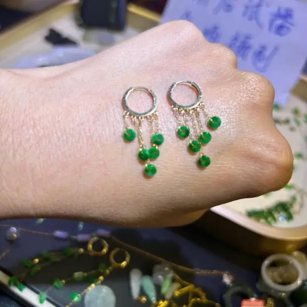 天然翡翠18K满天星流苏耳扣