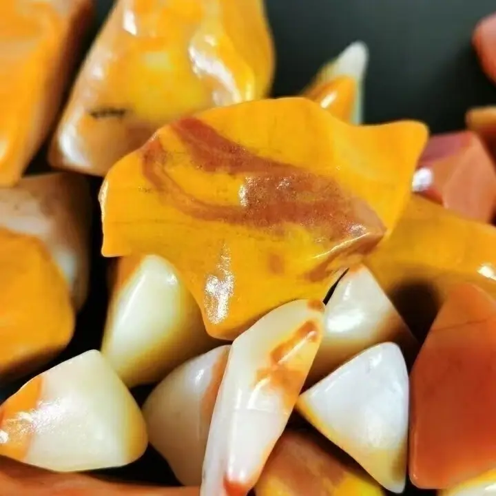 新疆罗布泊戈壁石奇石