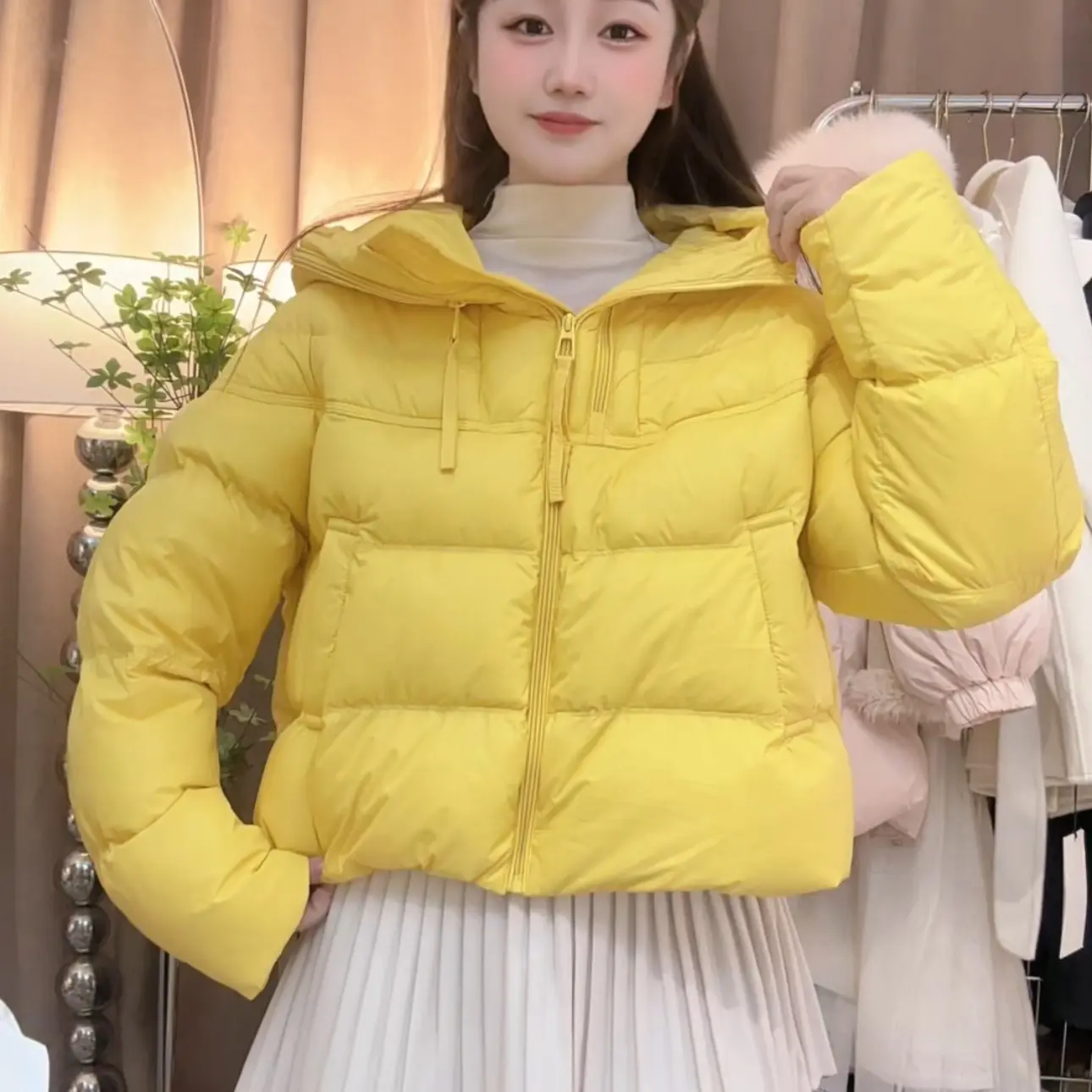 大毛领保暖加厚连帽短款外套