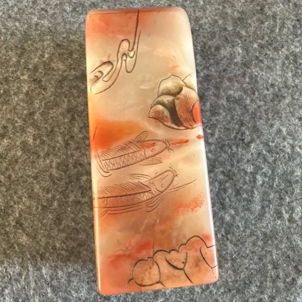 水洞桃花石 尺寸9.5 －3．3 －3.3厘米