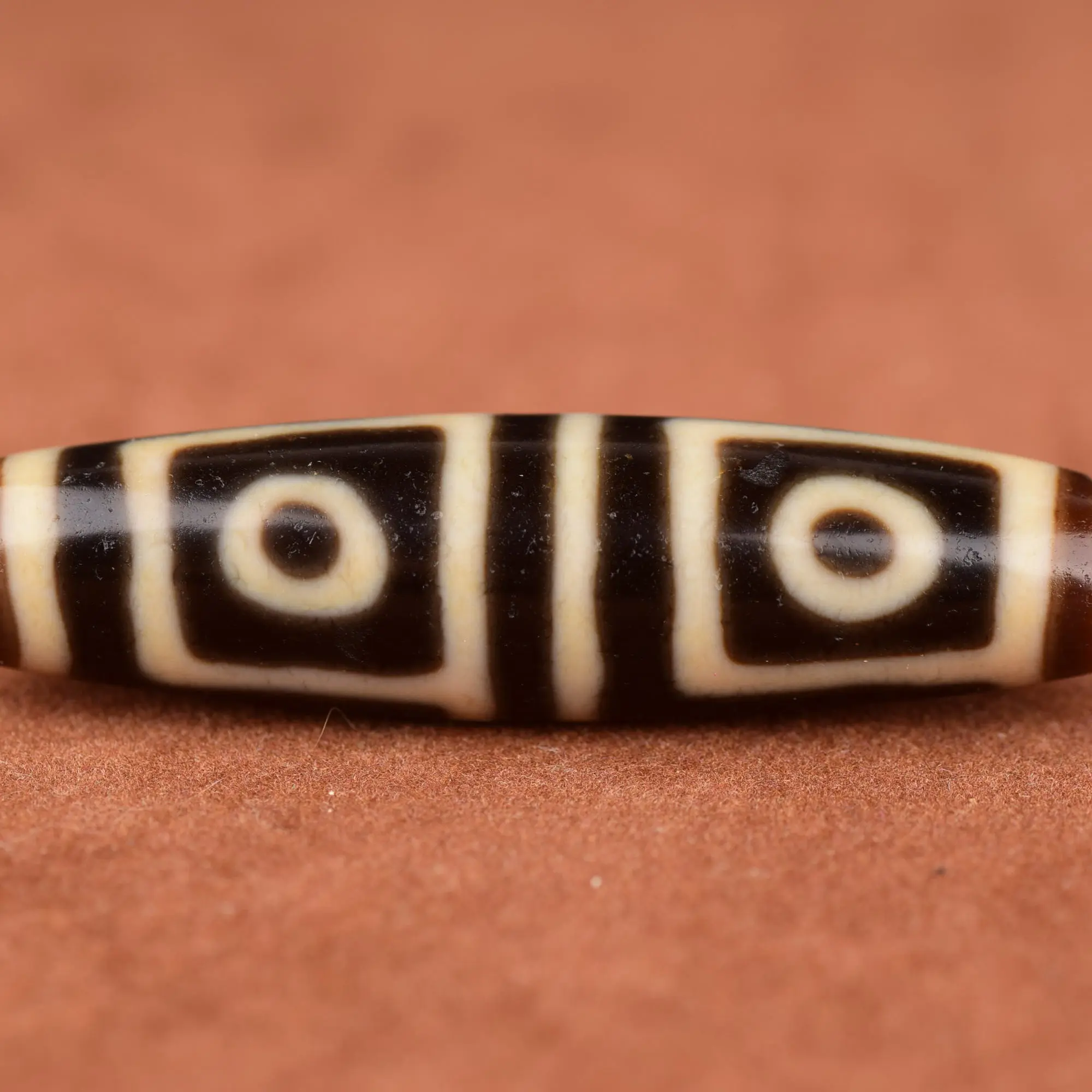 上肯超顶咖头镶蚀地门四眼天珠