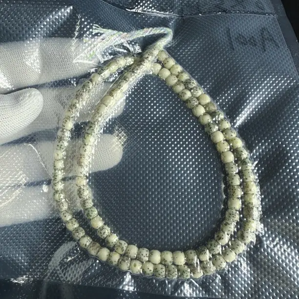 辰蕙造物A001-海南原生态石玉料6.0*5.0mm大留白长串