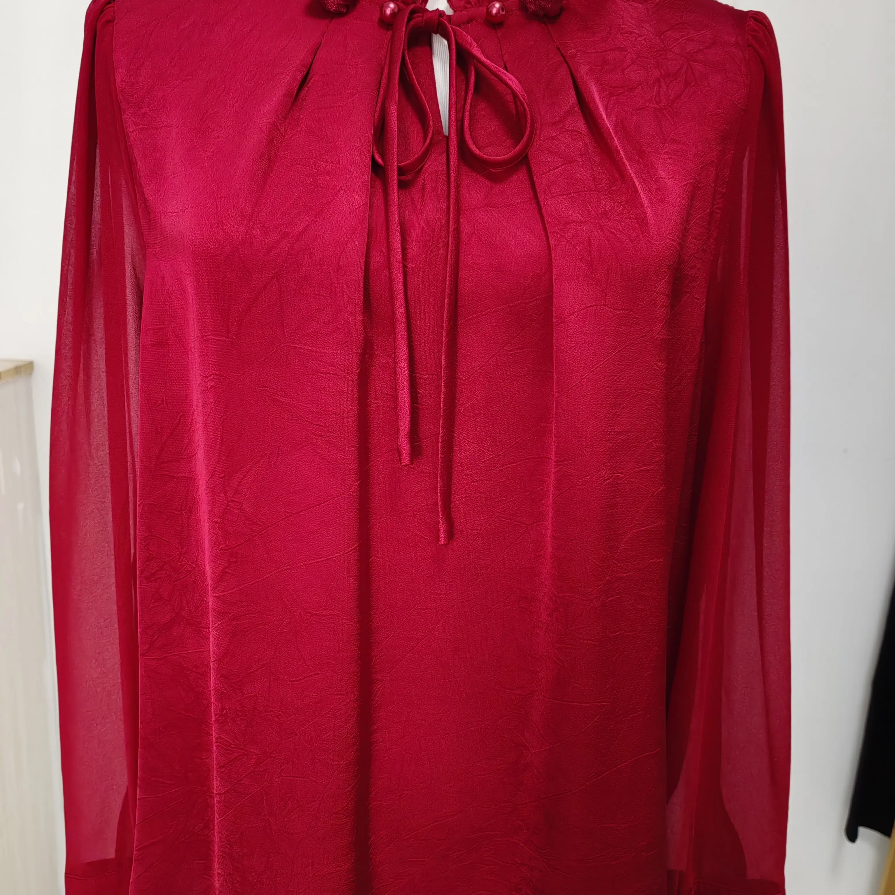 2025秋季时尚气质优雅醋酸通勤花边领长袖显瘦小衫