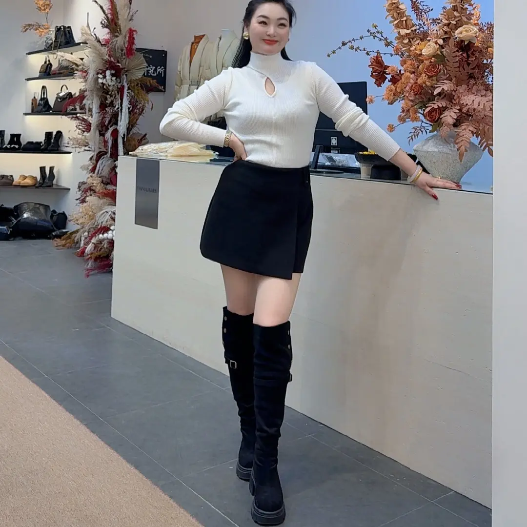 【盼盼精选】小心机设计半高领镂空长袖针织衫秋冬新款修身显瘦内搭