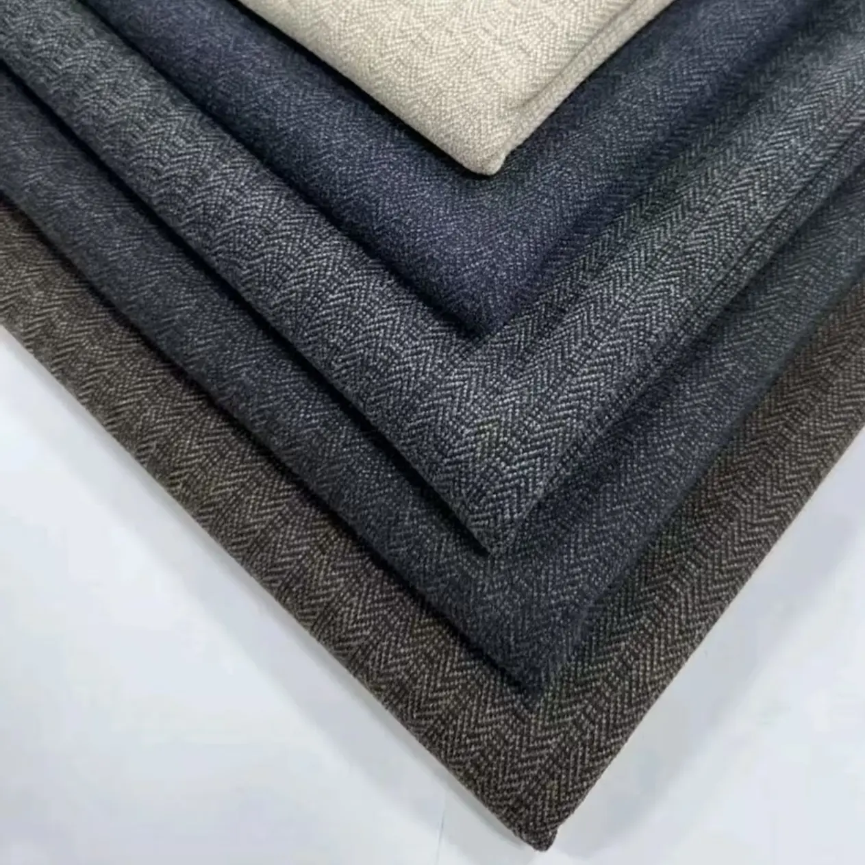 (人字条加绒)蚕丝醋酸水洗羊绒复合奥粒绒