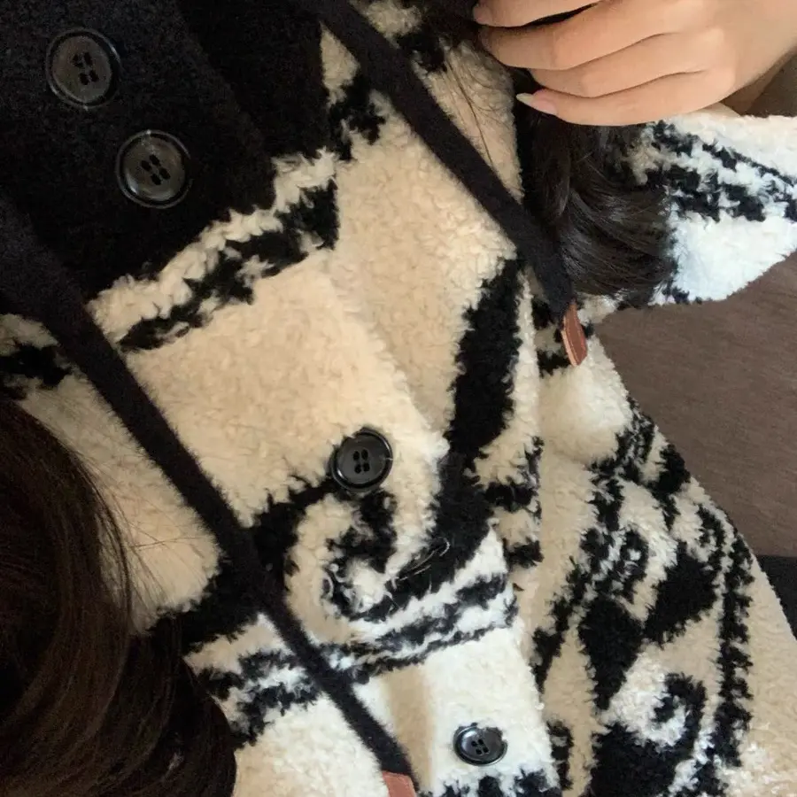 女士连帽外套冬季保暖毛绒加厚新中式休闲短款小个子上衣