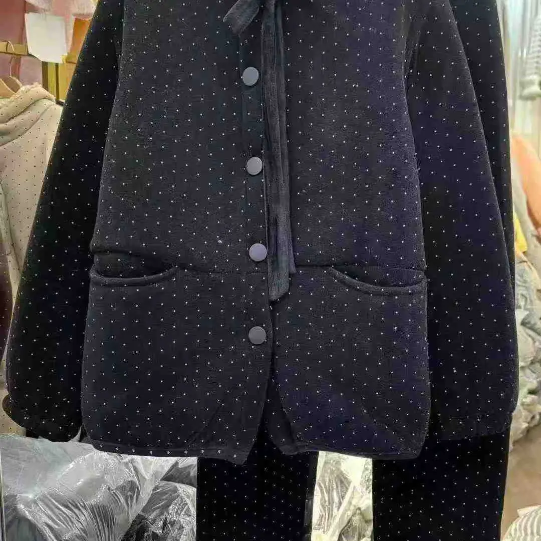 冬季三层加厚波点连帽可外穿女士保暖家居服套装
