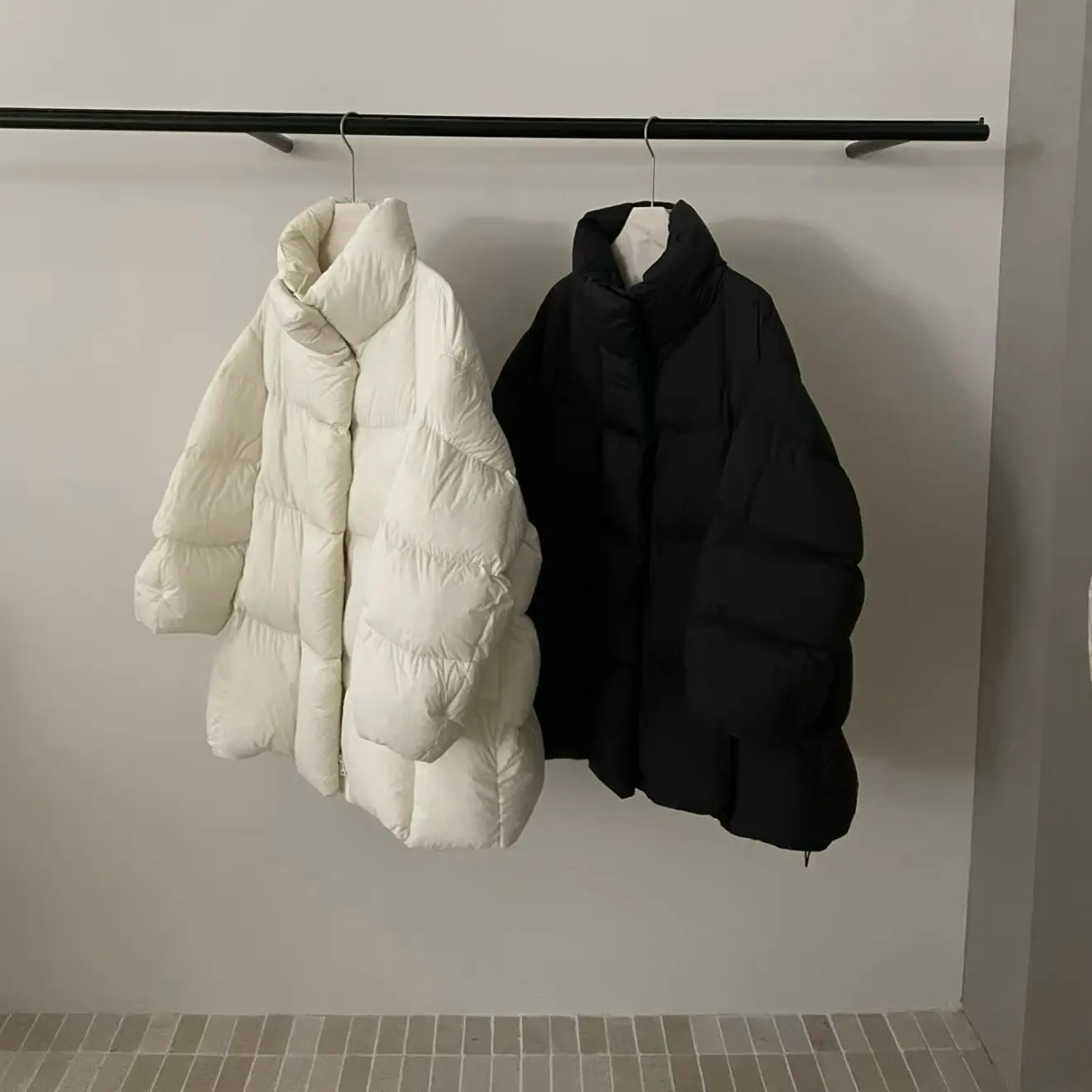 新国标90白鸭绒云朵泡芙连帽中长款保暖宽松加厚羽绒服外套