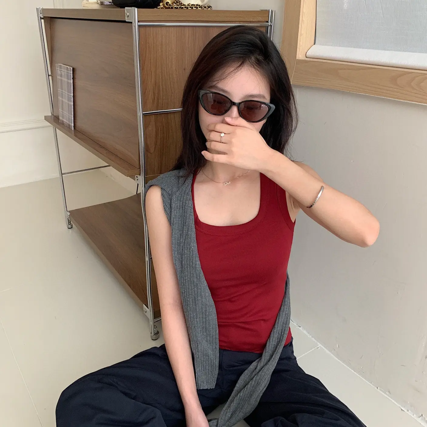 打底纯色通勤U领背心带胸垫宽肩带打底百搭通勤