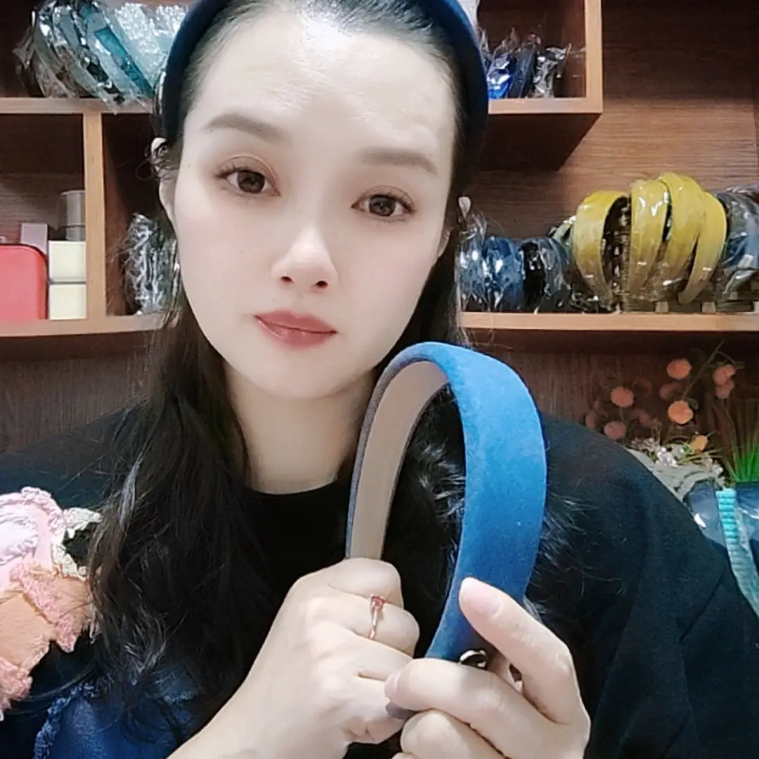 （福利款）少女风宽边饰品简约甜美发箍发饰百搭蓝色法式（不退不换）