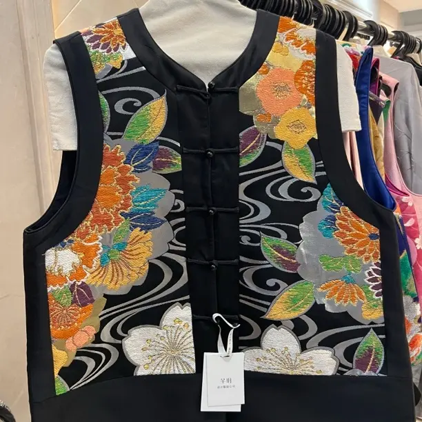 孤品新中式国风重工刺绣女款提花无袖秋冬百搭马甲上衣