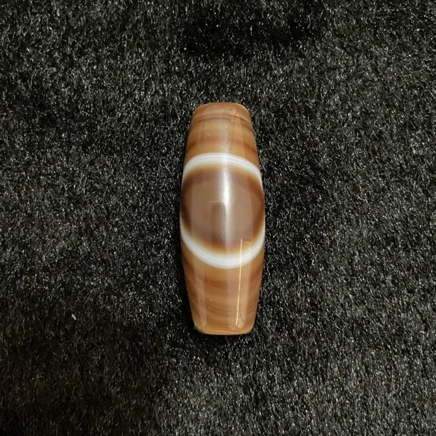 一眼缠丝玛瑙，天然缠丝玛瑙玉髓