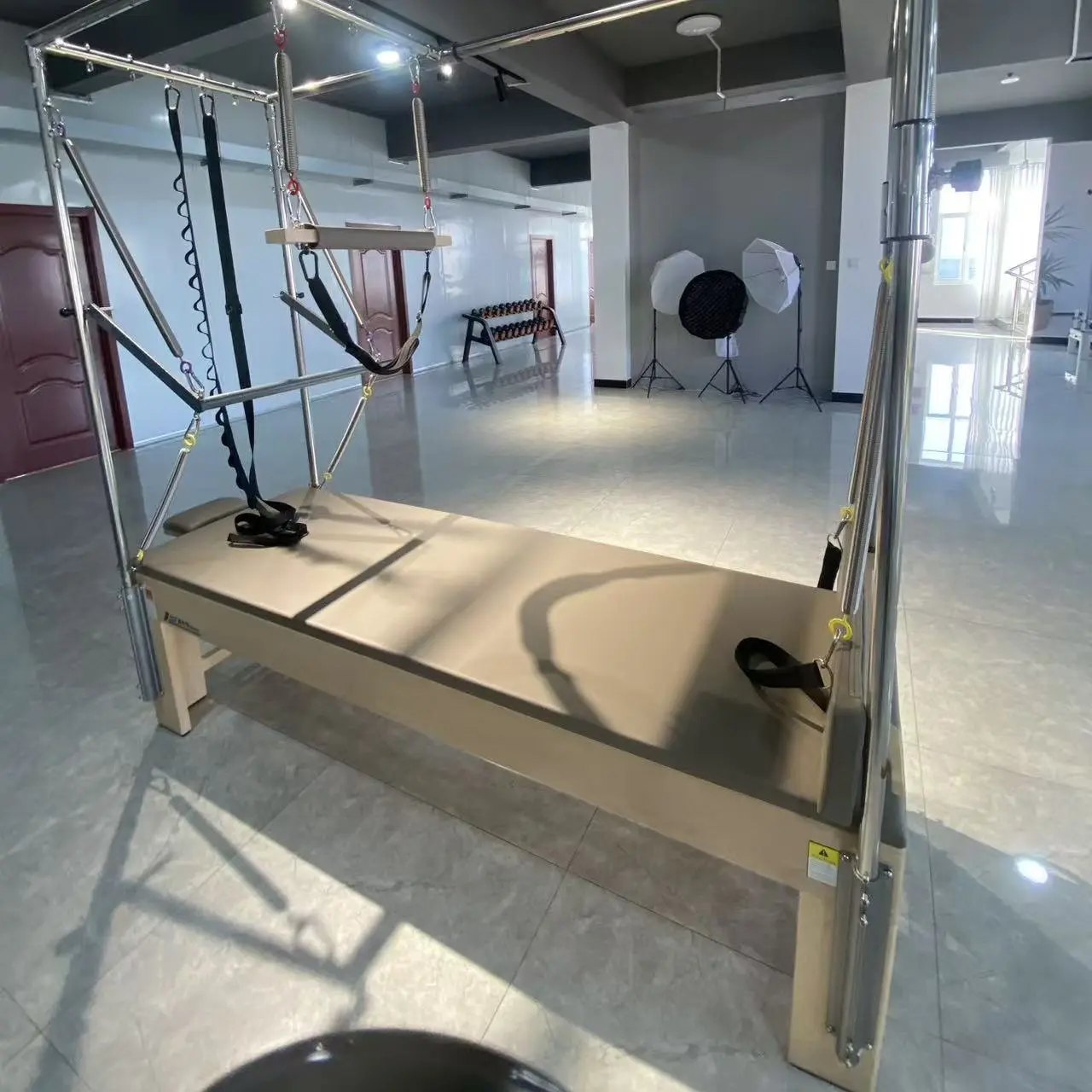 普拉提高架平床澳洲款大器械凯迪拉克床适合瑜伽练习