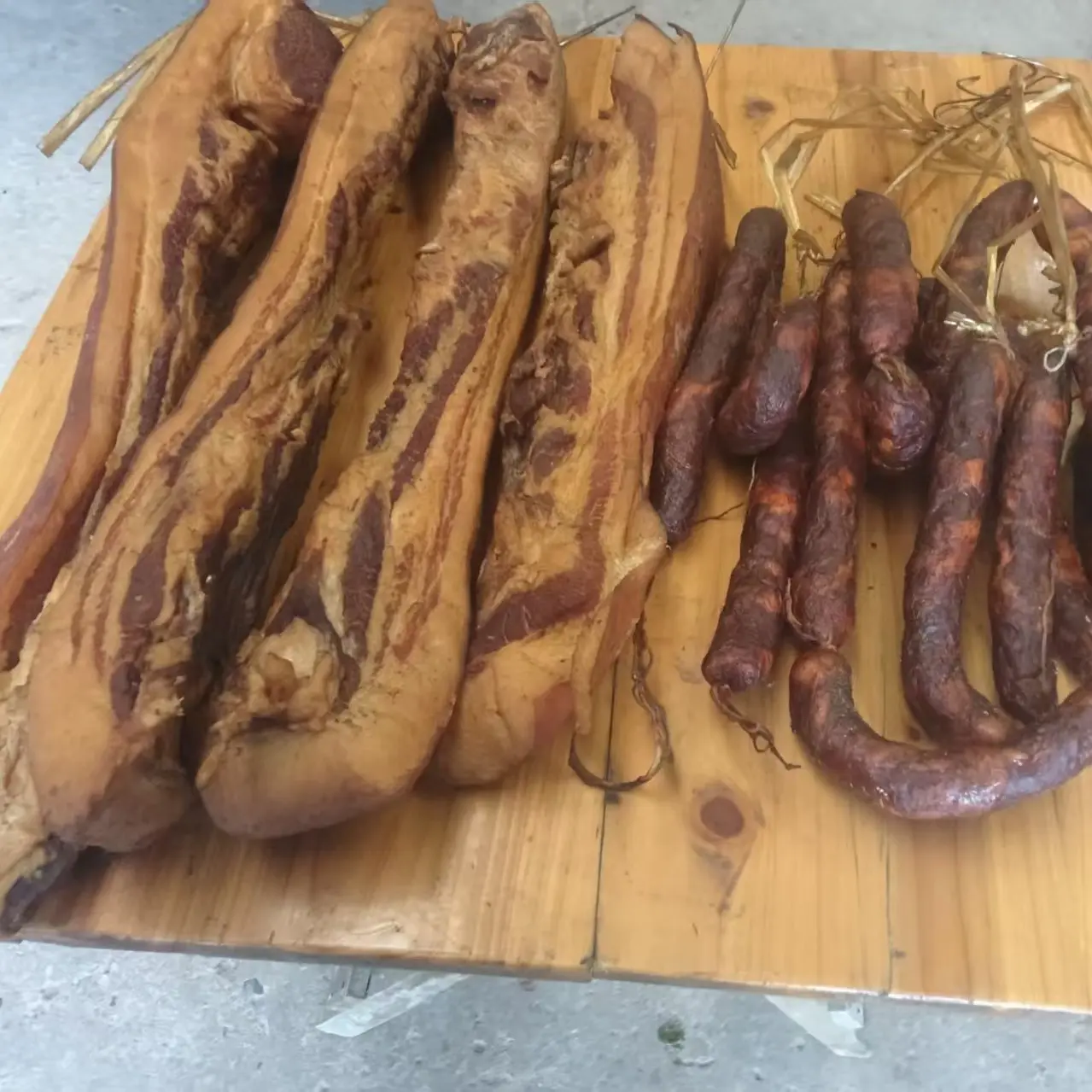 四川麻辣香肠正宗川味腊肠农家土猪烟熏手工无淀粉纯肉腊味