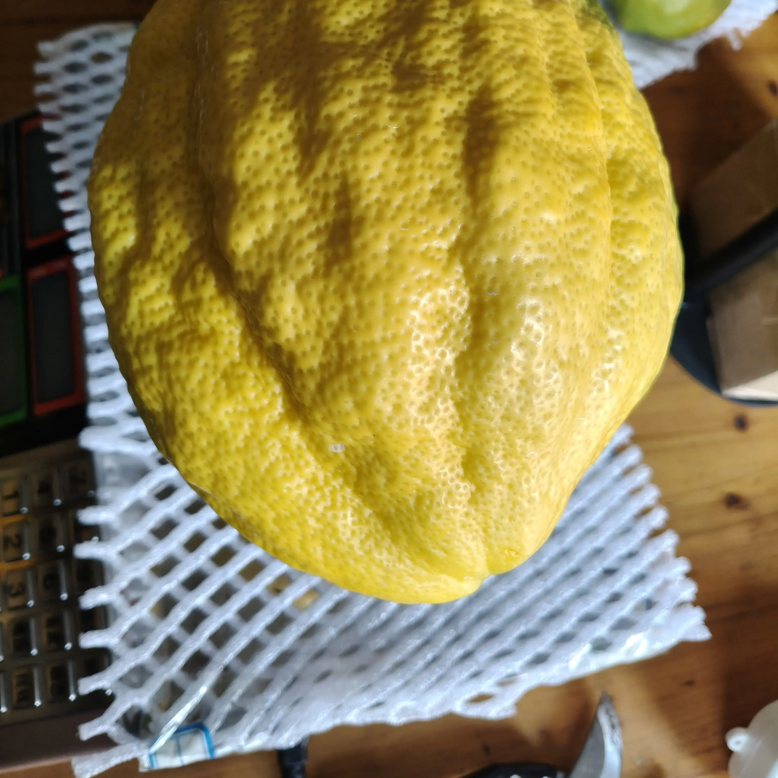 云南新鲜香橼果可食用香甜清脆可观赏闻香