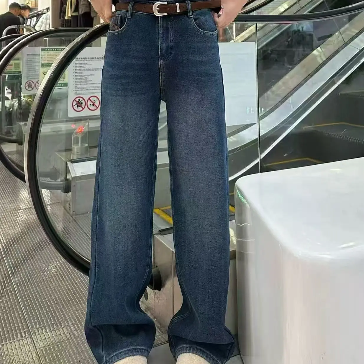 2621新款加绒高腰阔腿牛仔裤女款显瘦百搭