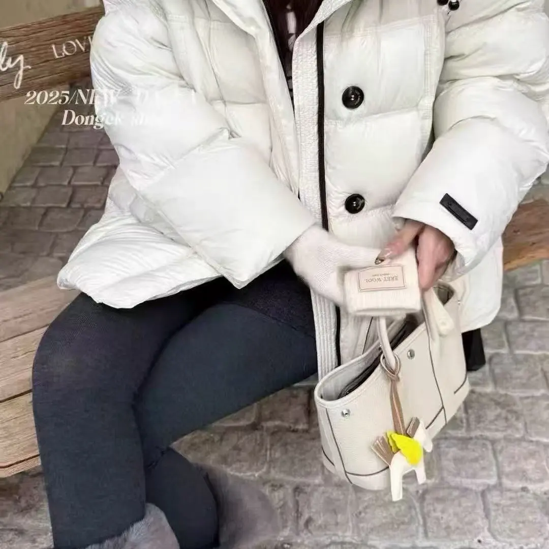 冬季新款时尚泡芙加厚石墨烯云绒外套