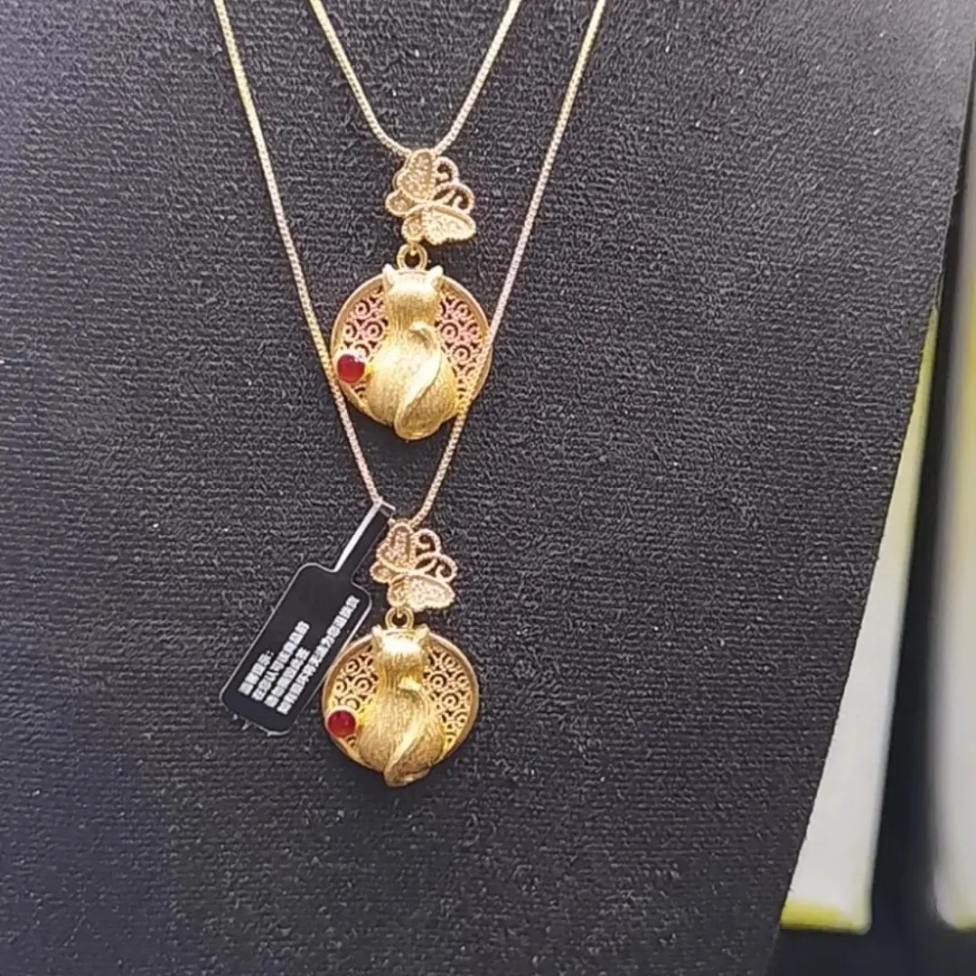 铜合金吊坠 金色蝶舞小猫黄金镶嵌点钻精致吊坠