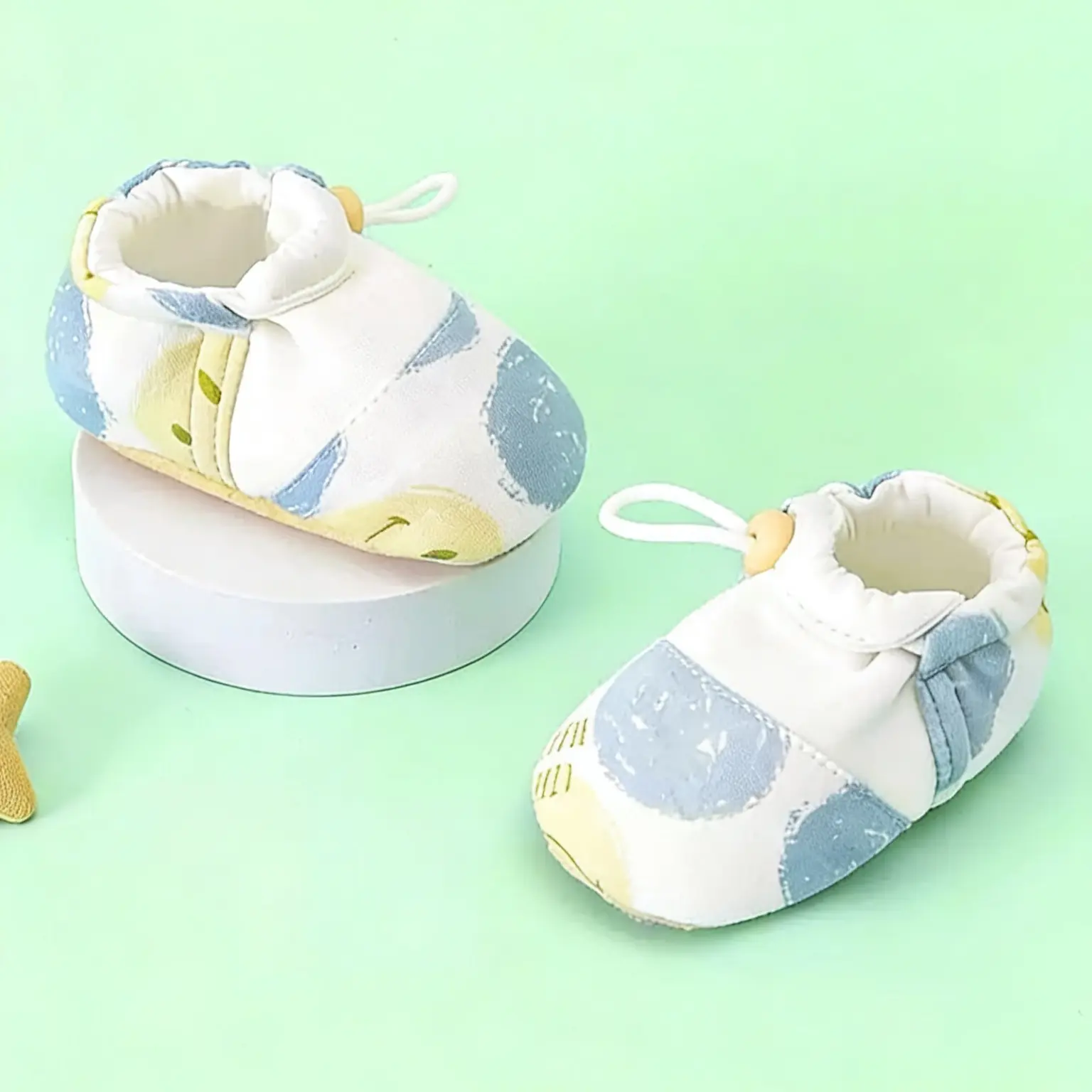 冬季婴儿软底防滑加厚绒保暖学步鞋新生宝宝外穿鞋步前鞋新生婴