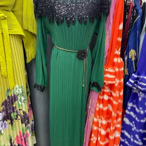 名媛法式重工钉珠灯笼袖秋冬连衣裙（直播间备注下单，乱拍不发货）