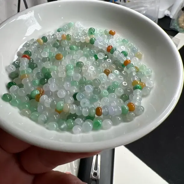 卡4.4x2.8冰种三彩多宝散珠鼓珠可DIY饰品配件随机25个