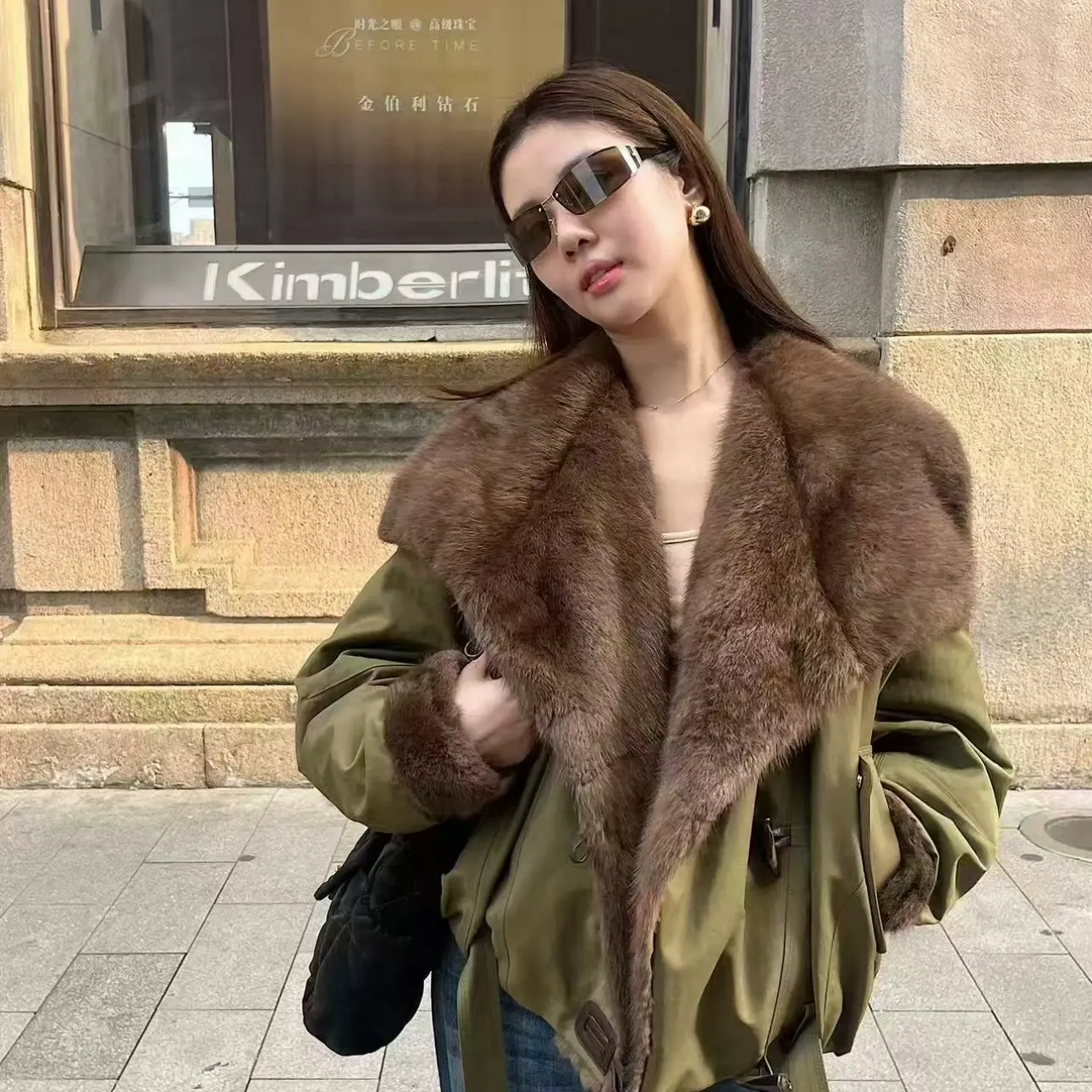 【雪国来信】韩版大翻领加厚保暖服外套女冬季新款