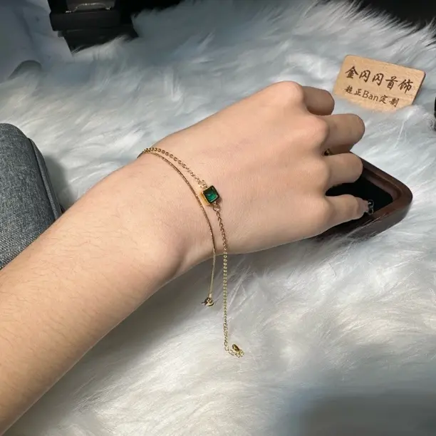 铜合金手链 铜合金布艺 复古绿锆石方形转运珠编织简约轻奢手绳女