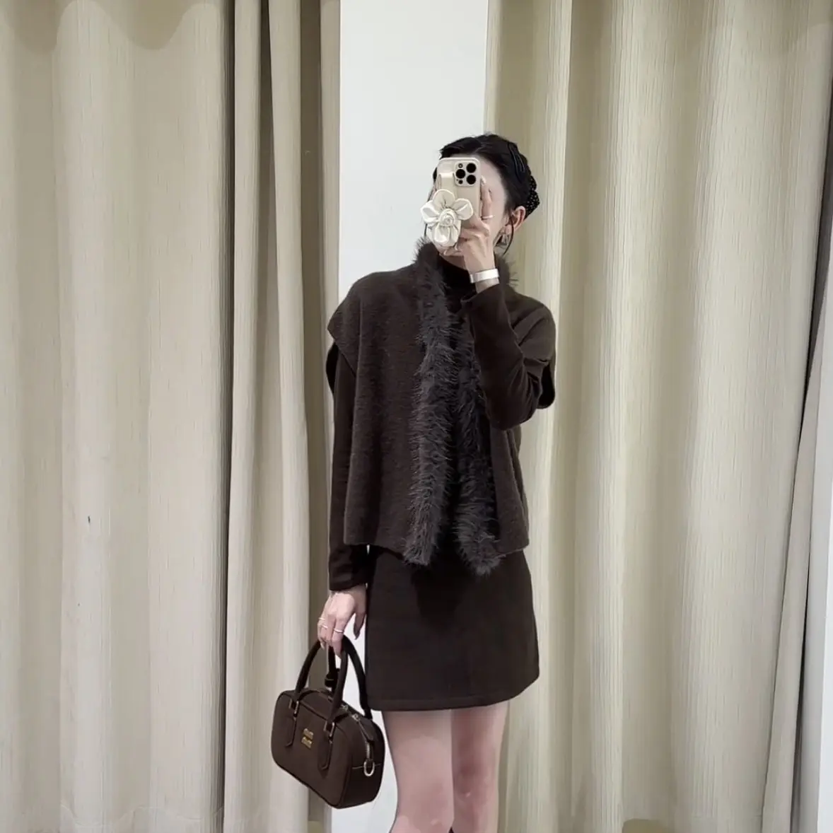 新款毛毛拼接开衫短外套秋冬百搭休闲时尚单品