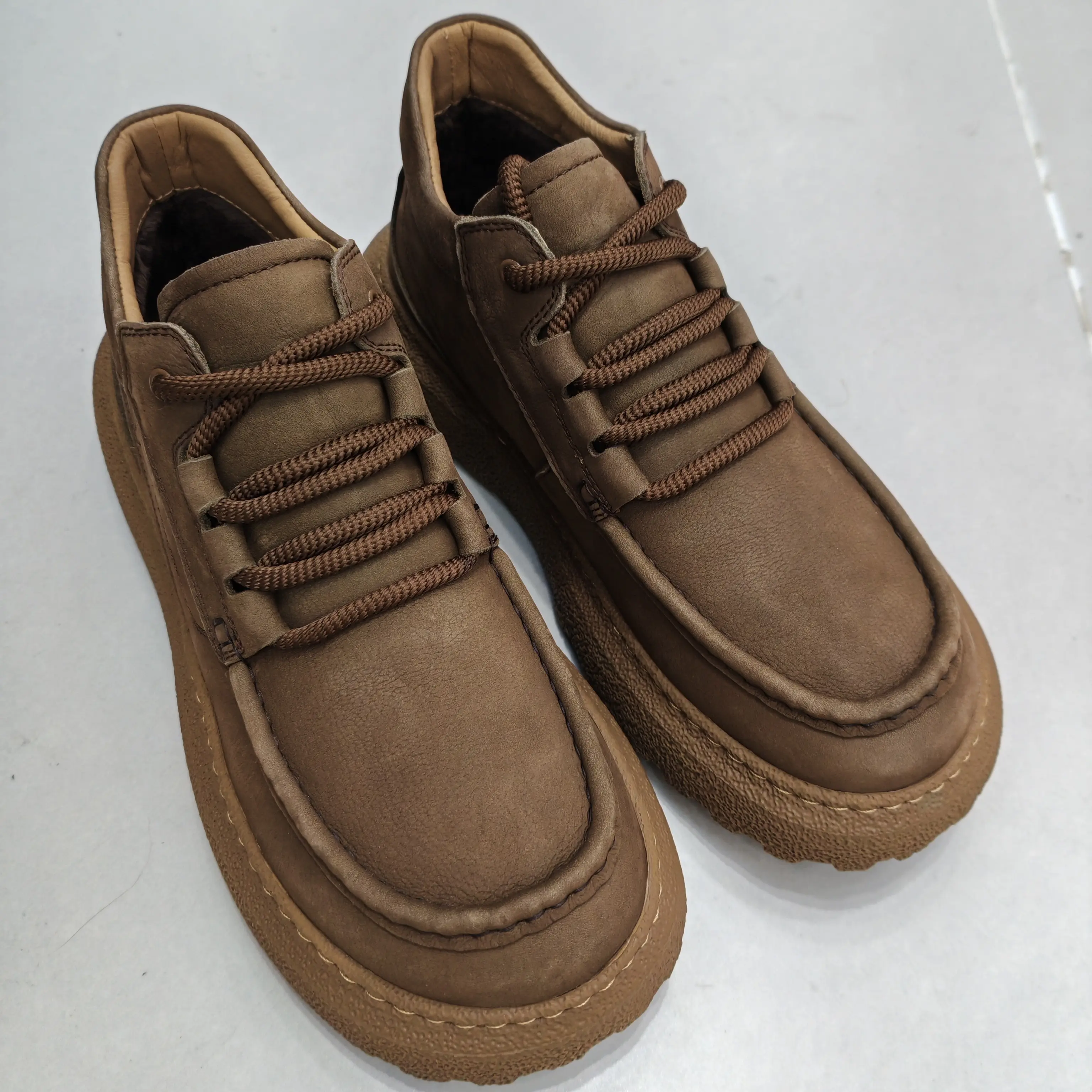 男士秋冬复古工装鞋头层牛皮厚底舒适透气休闲板鞋