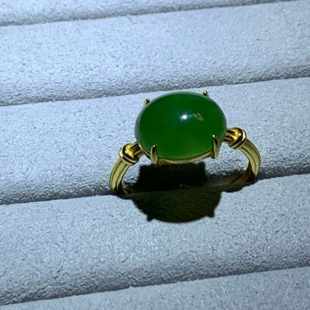 【六六和田玉】天然碧玉耳钩：A277