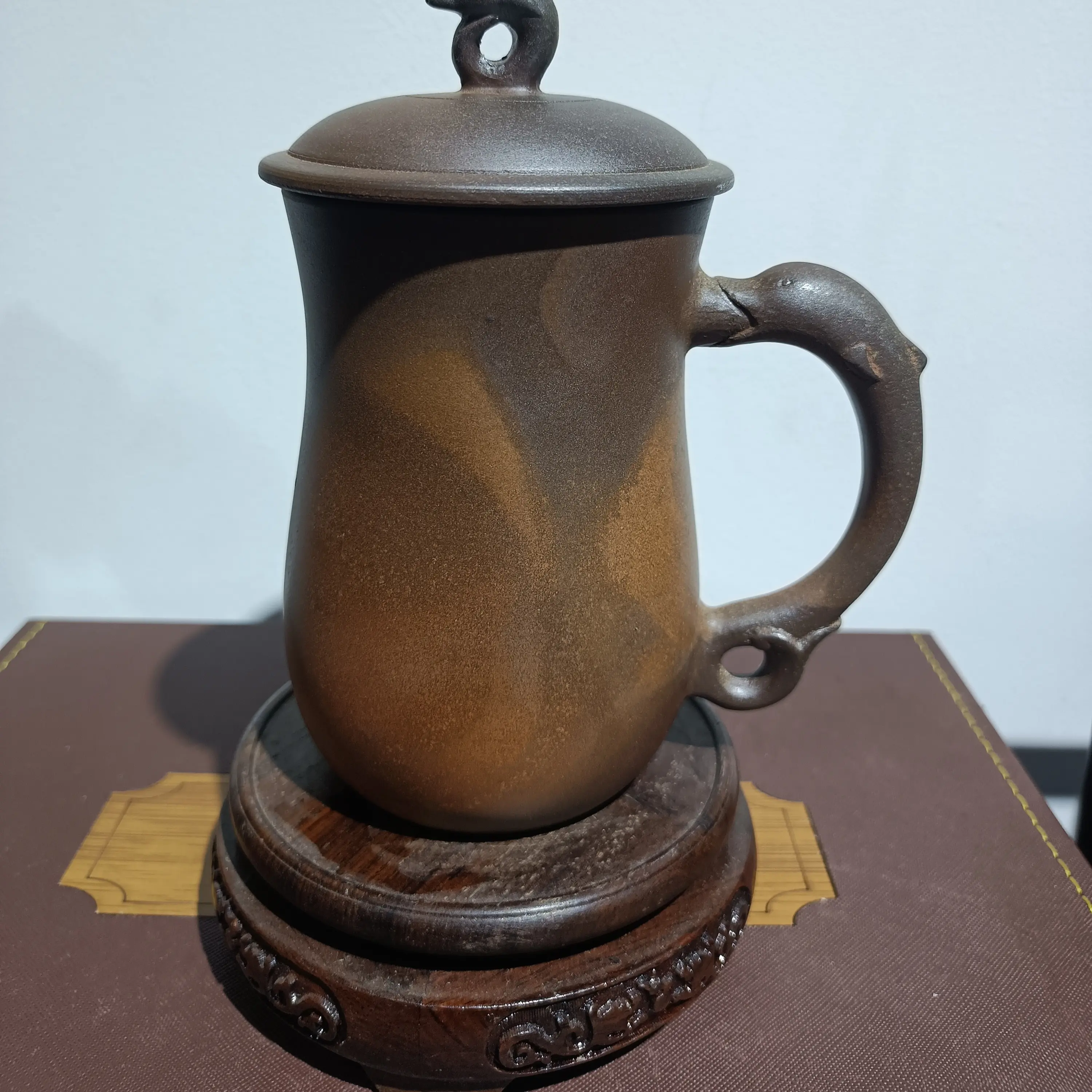 贵台龙窑柴烧海豚办公杯约350CC