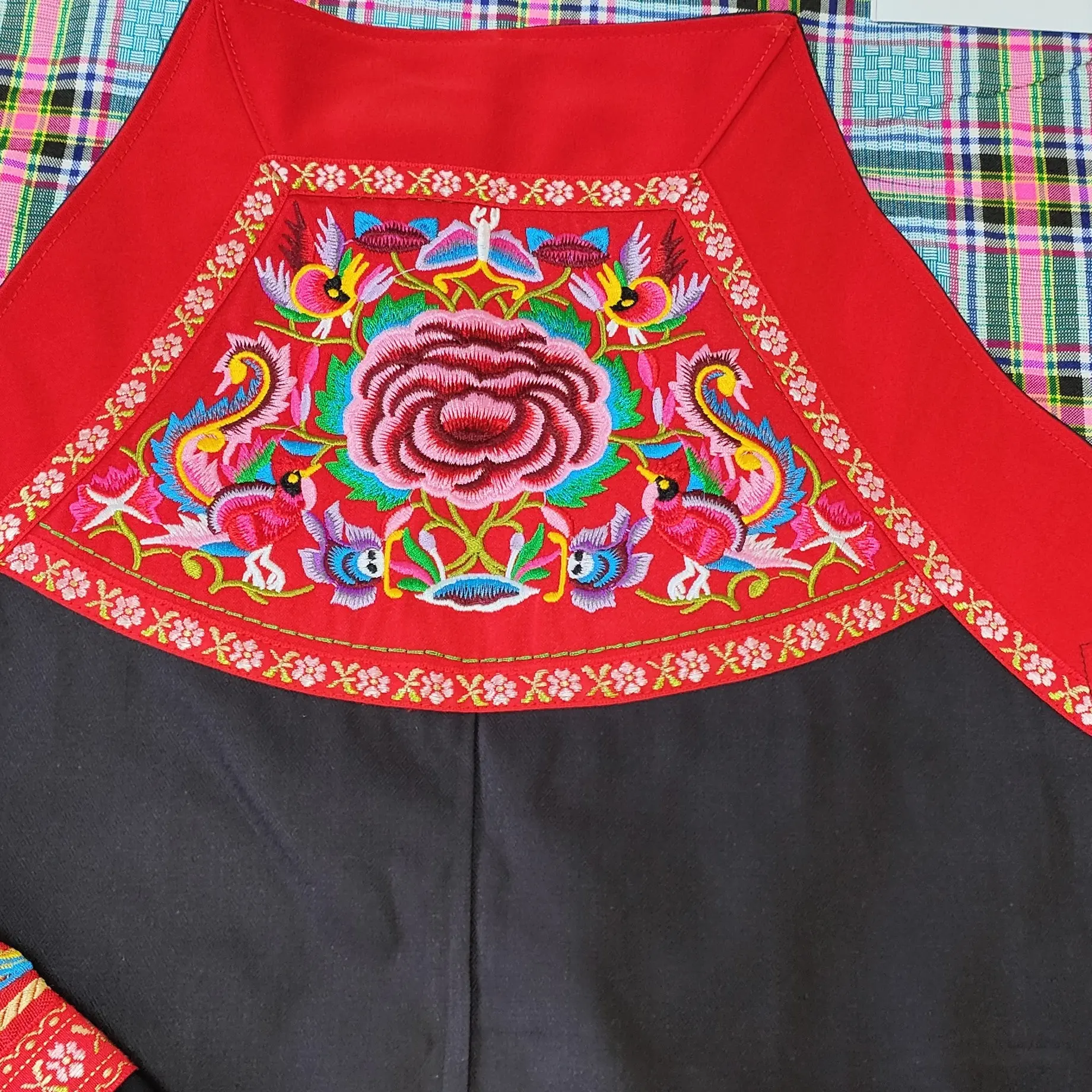 少数民族壮族布依族围腰民族风传统绣花围裙民族服饰