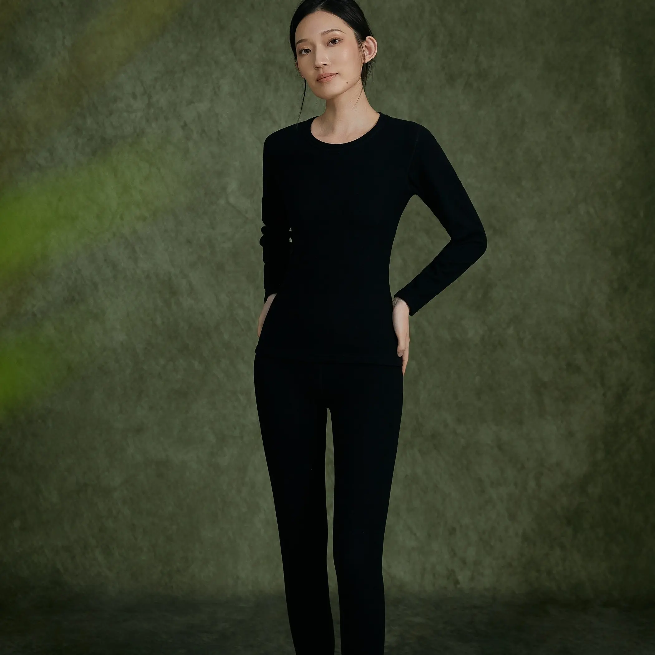 女士秋冬保暖修身显瘦打底套装