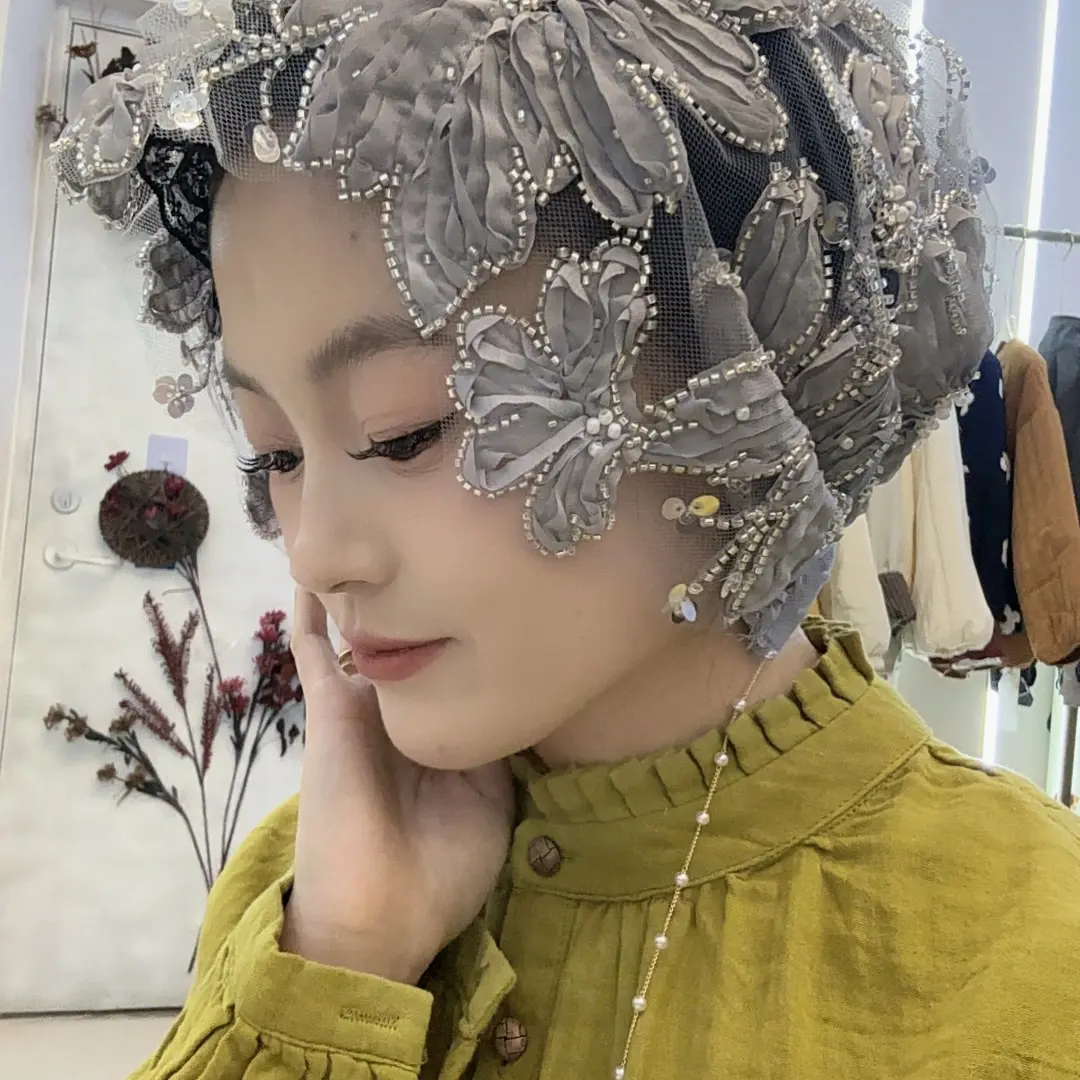 重工水溶蕾丝大花朵手工缝制鱼尾包头帽气质轻奢百搭设计四季款