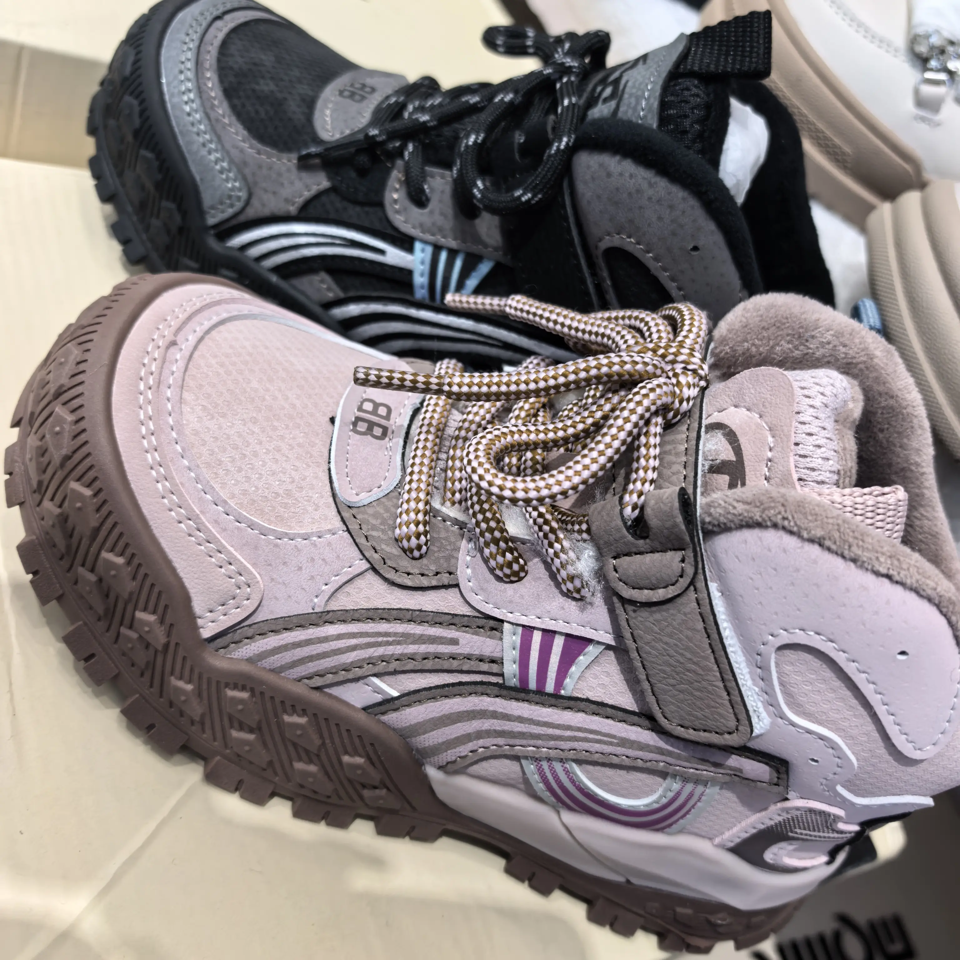 大童运动鞋休闲鞋冬季防滑防水雪地靴减震男保暖女