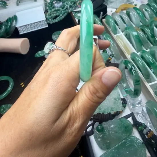 绿色飘花冰透玻璃手镯女款妈妈时尚百搭平安镯