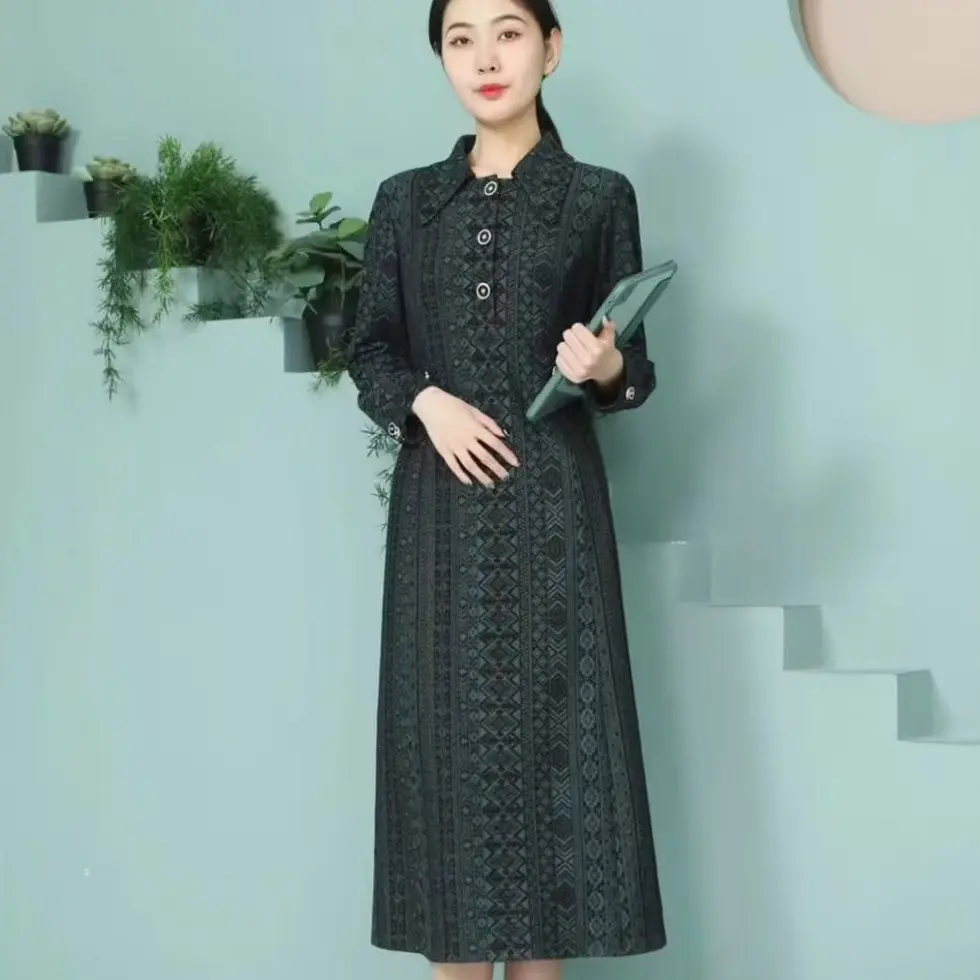 zy长款收腰立体显瘦连衣裙秋冬时尚保暖气质