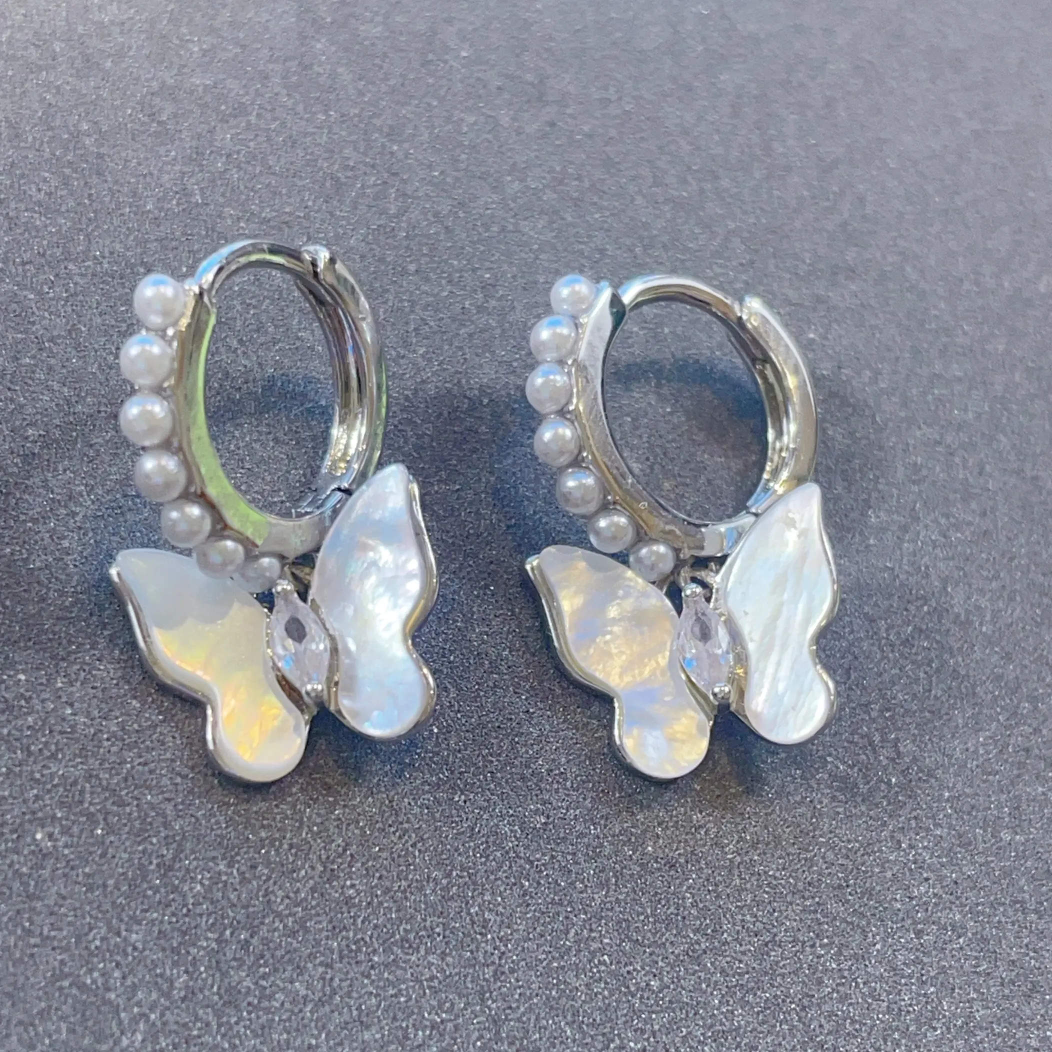 铜合金仿珍珠贝壳耳饰 韩式气质甜美百搭精致轻奢高级感耳扣