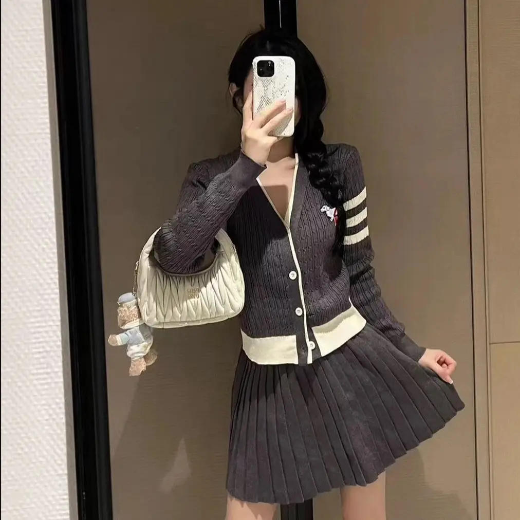 秋冬翻领撞色毛针织开衫上衣