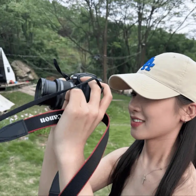 I简约休闲帽2025字母刺绣鸭舌帽