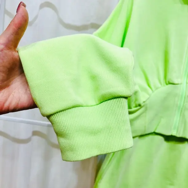 工装风连帽女子套头女士通用外套女装时尚纯色夏季