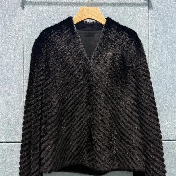 V领车条短款时尚百搭外套皮草