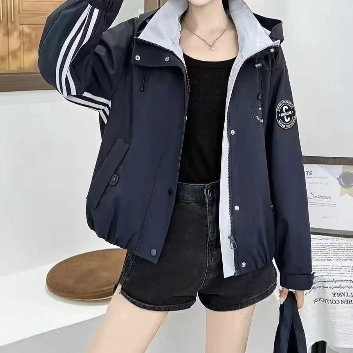 青年女裤： A26冬季连帽宽松加厚显瘦保暖棉服外套