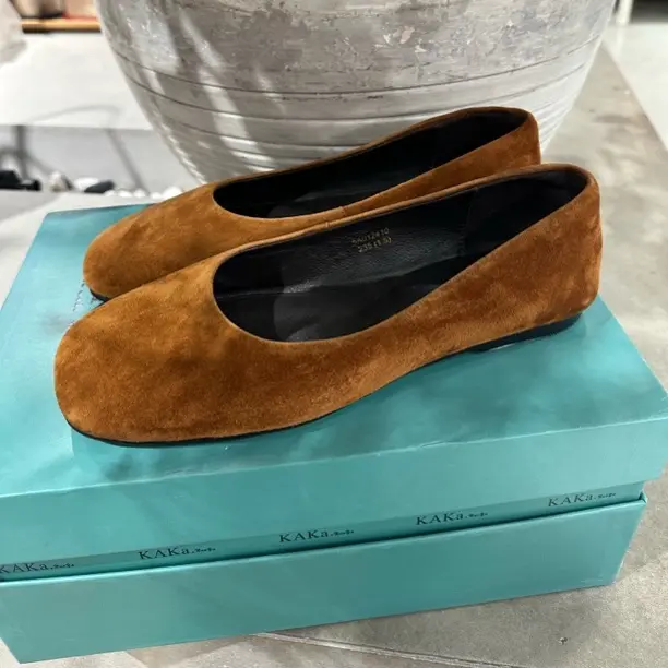 2410软底丝绒平底浅口圆头舒适百搭单鞋